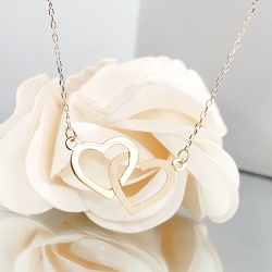 GARGANTILLA ORO 18 KT. CORAZONES