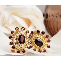 PENDIENTES ORO 18 KT. GRANATES