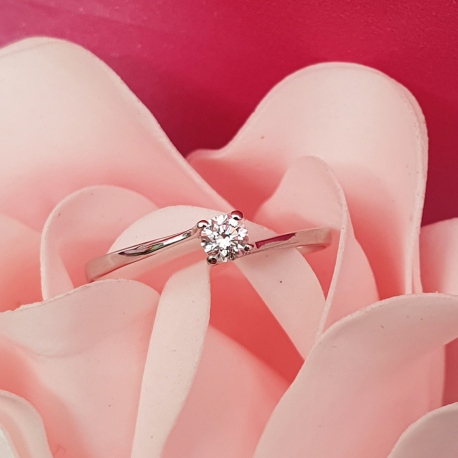 SORTIJA ORO BLANCO 18 KT. BRILLANTE