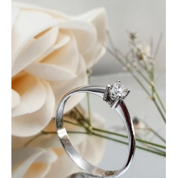 SORTIJA ORO BLANCO 18 KT. BRILLANTE