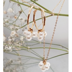 COLGANTE ORO RACIMO PERLAS LE CARRÉ