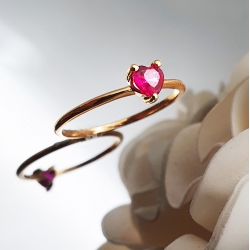 SORTIJA ORO 18 KT. CORAZON