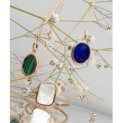 COLGANTE ORO LAPISLÁZULI CON CADENA