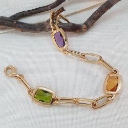 PULSERA ORO 18 KT. ESLABONES AMATISTA, PERIDOTO Y CITRINO
