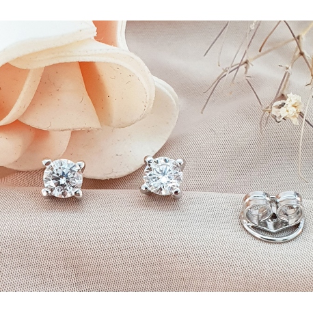 PENDIENTES ORO BLANCO 18 KT. BRILLANTES 0.53 CT.
