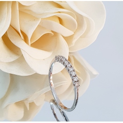SORTIJA ORO BLANCO 18K. BRILLANTES 0.18 CT.