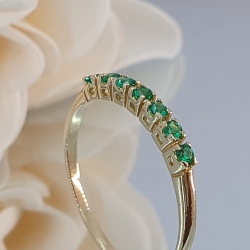 SORTIJA Diana ORO 18 KT ESMERALDAS