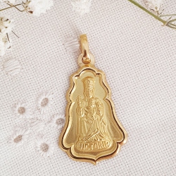 MEDALLA VIRGEN VICTORIA DE MÁLAGA EN ORO 18 CT.