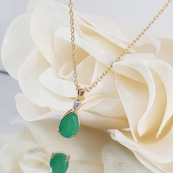 COLGANTE ESMERALDA Y BRILLANTES