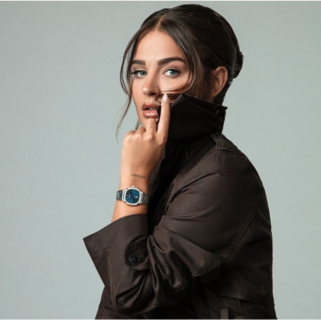 VICEROY SRA. COL LAURA ESCANES 45110-17